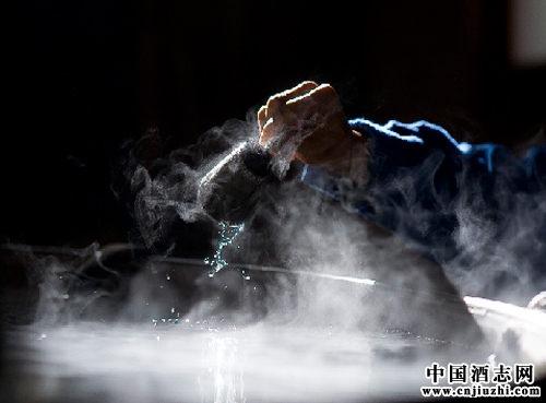 提高固液法白酒質量的技術關鍵