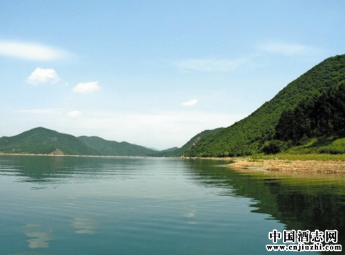 白酒釀造過程中對水有什么要求?