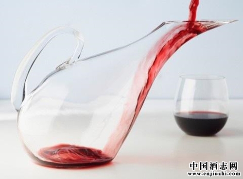 醒酒器的目的