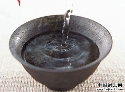 白酒釀造理論:白酒中微量香味成分的形成