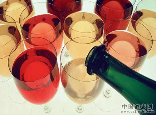 釀酒師教你如何“觀色識酒”