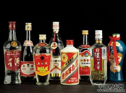 一瓶品相優(yōu)質(zhì)的陳年老酒應(yīng)該具備的特征