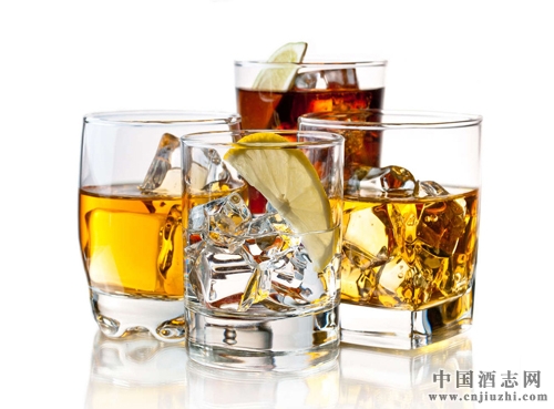 世界名酒威士忌的幾種飲用方法