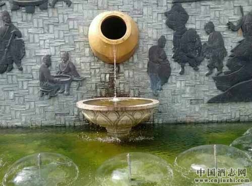 酒文化與旅游之間的關(guān)系