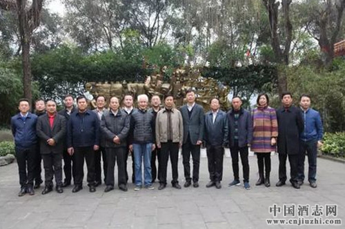 川酒大佬聚集茅臺,白酒競合時代或將來臨