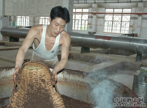茅臺酒季節(jié)性生產(chǎn)、多輪次發(fā)酵取酒科學性分析