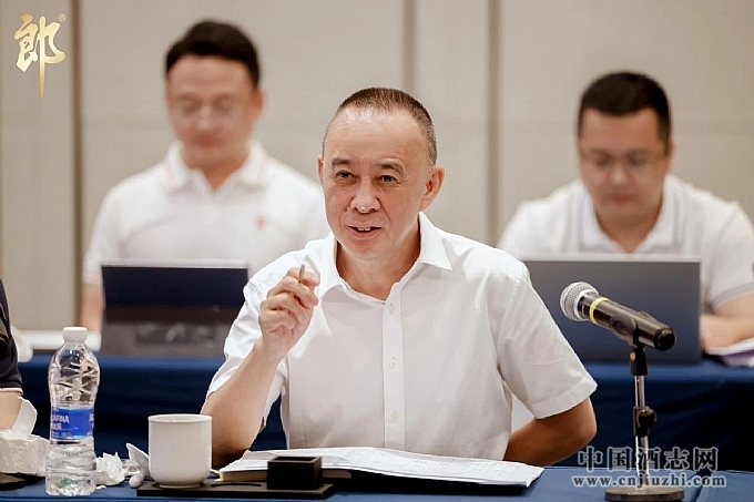 汪俊林董事長密集調研八城百商 明確“堅守、拼搏、壯大”不動搖 堅持長期主義打勝仗